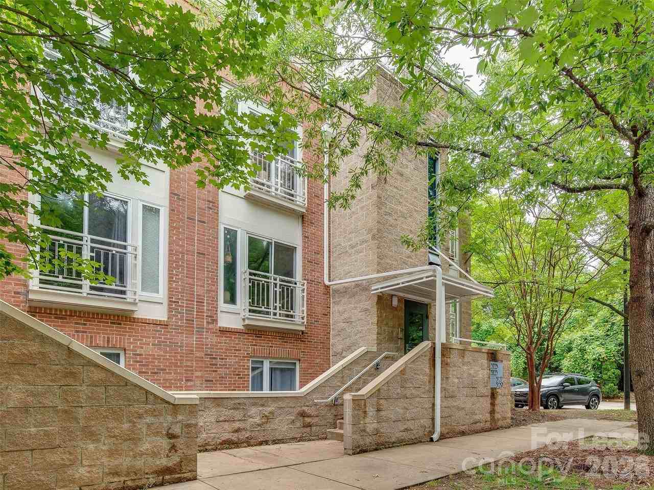 3729 Picasso Ct - Photo 3 of 29