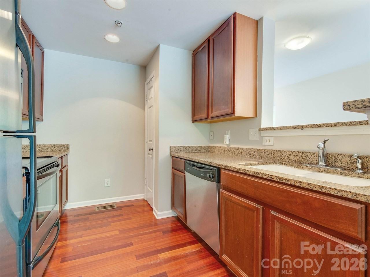 3729 Picasso Ct - Photo 5 of 29