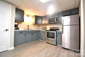 featured image of 120 Cardinal Dr