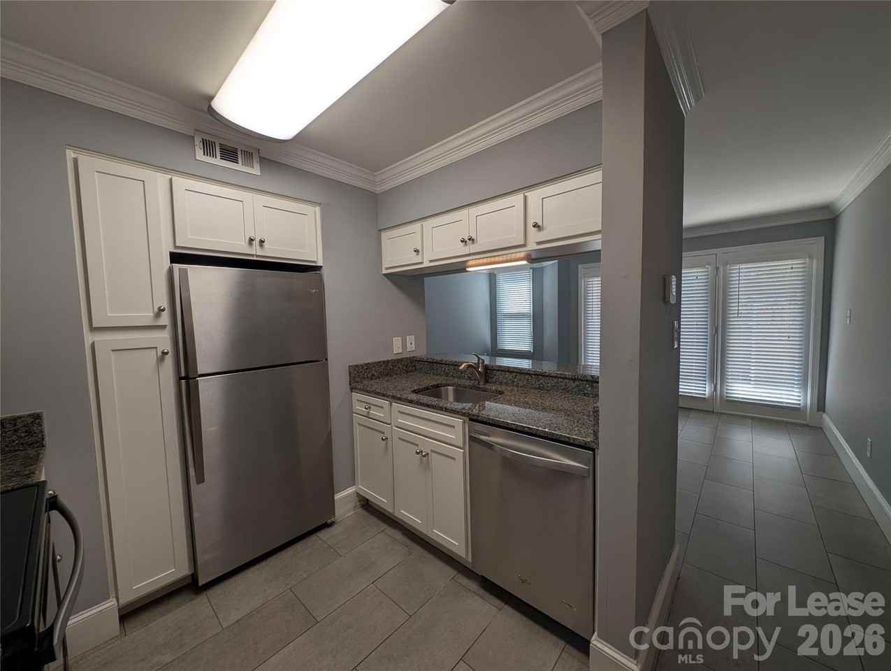 306 S Cedar St #6 - Photo 2 of 16
