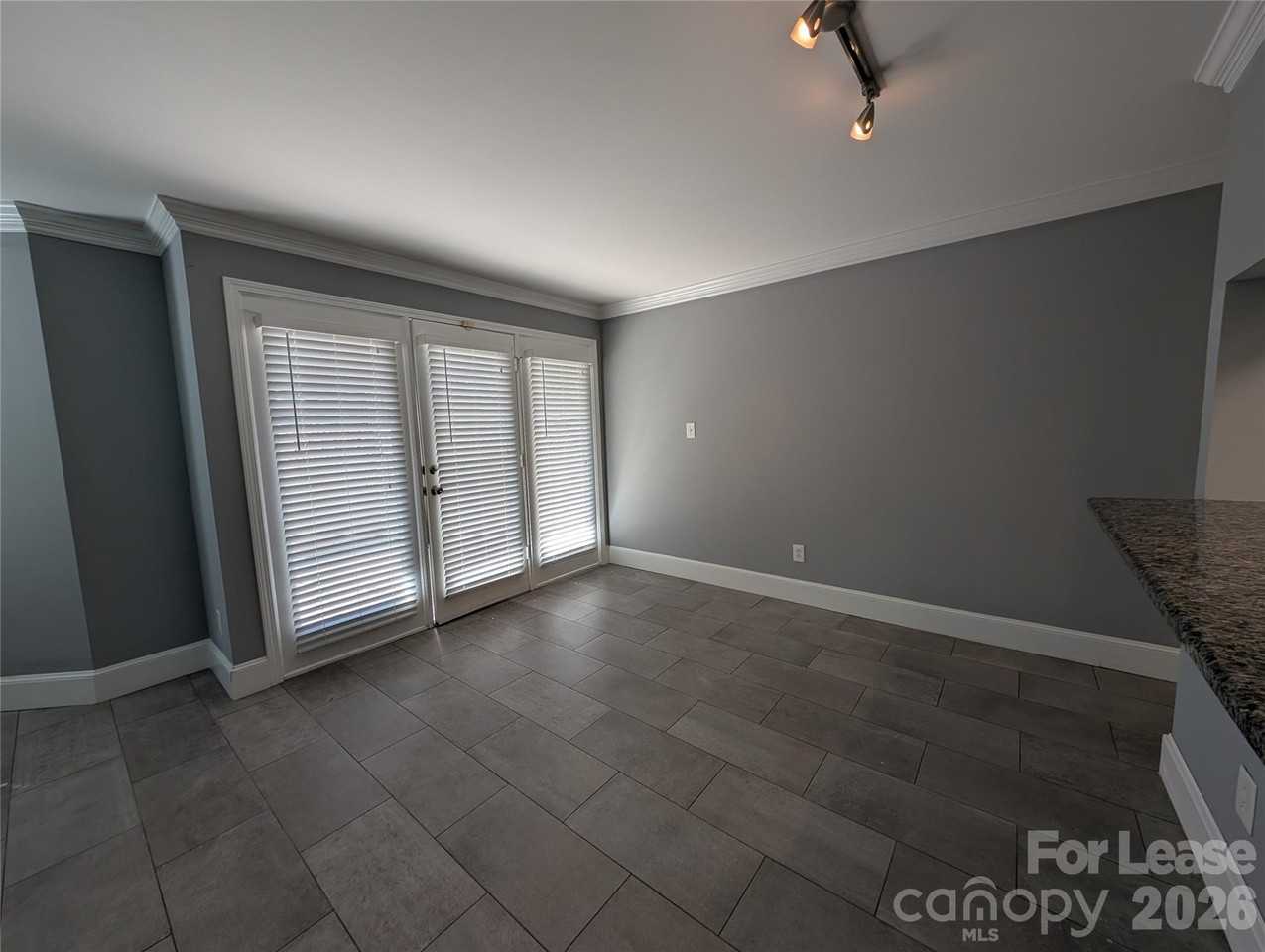 306 S Cedar St #6 - Photo 7 of 16