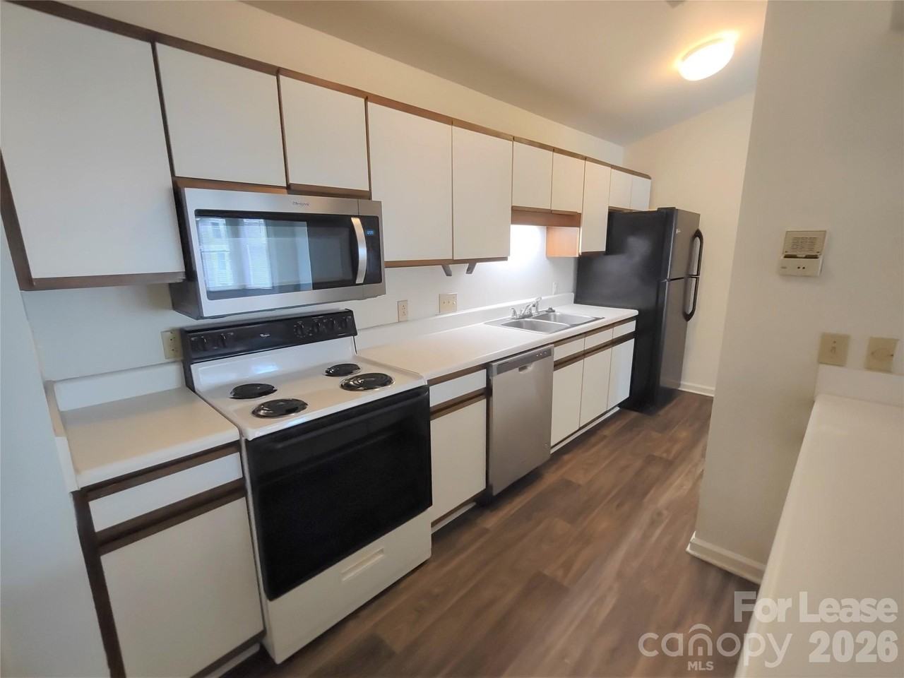 7366 Rose Terrace Ct - Photo 2 of 19