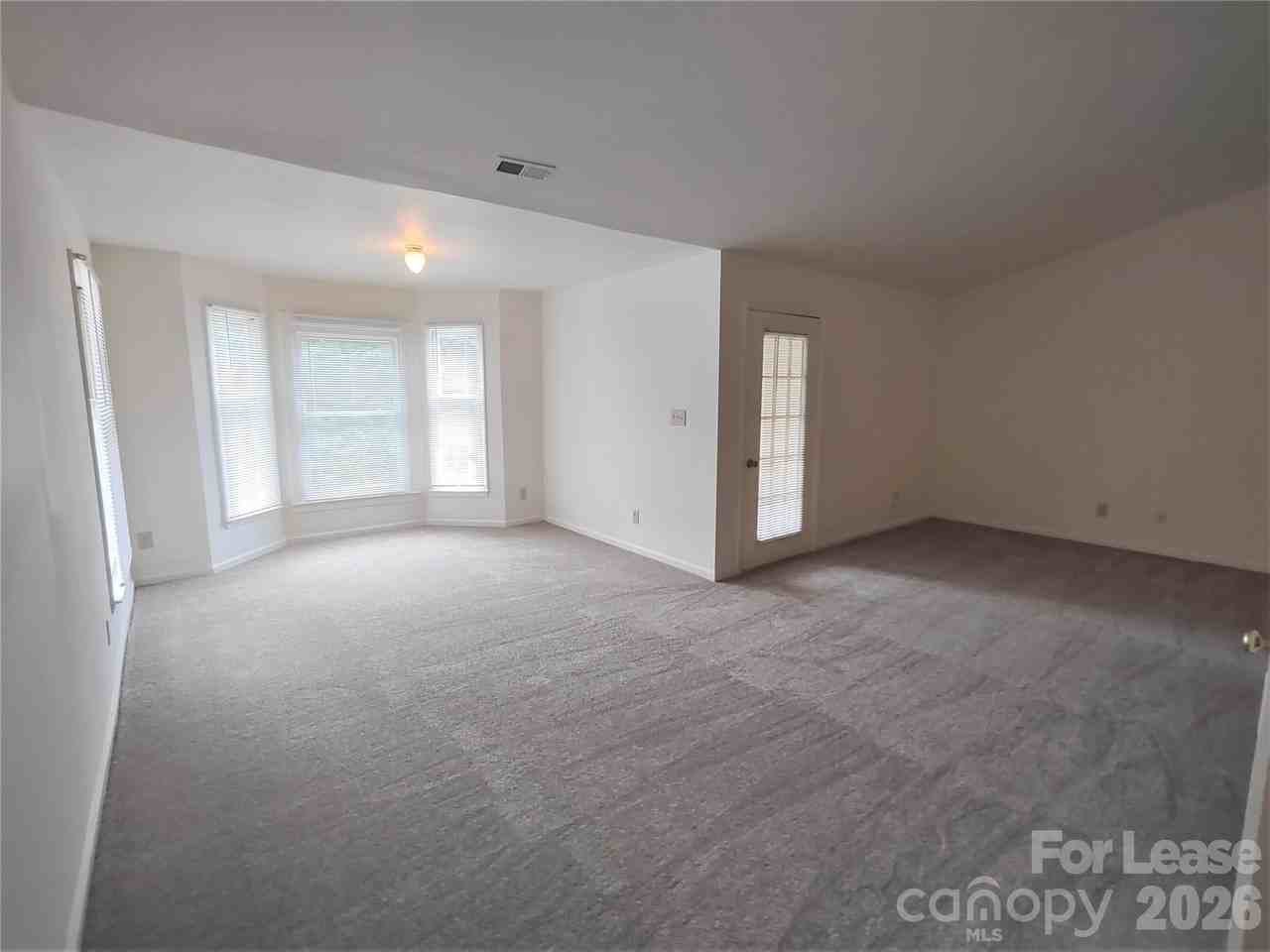 7366 Rose Terrace Ct - Photo 6 of 19