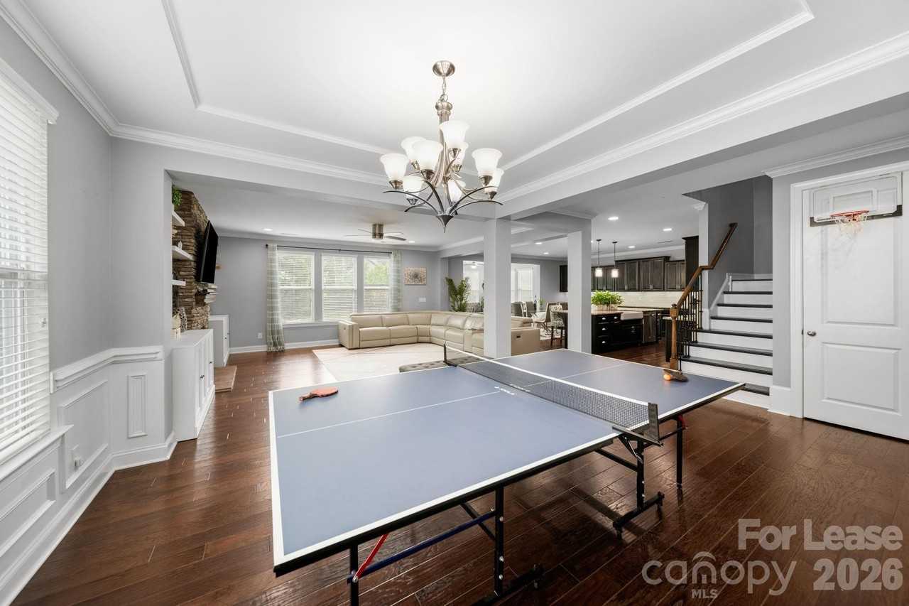 308 Somerled Way - Photo 7 of 40