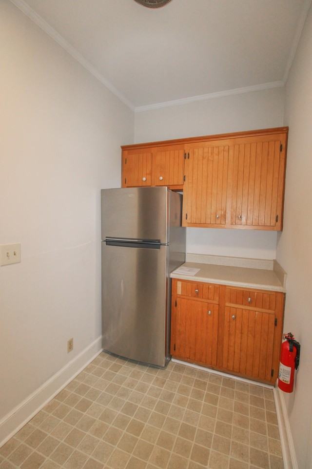 23 Archdale St #E - Photo 5 of 9
