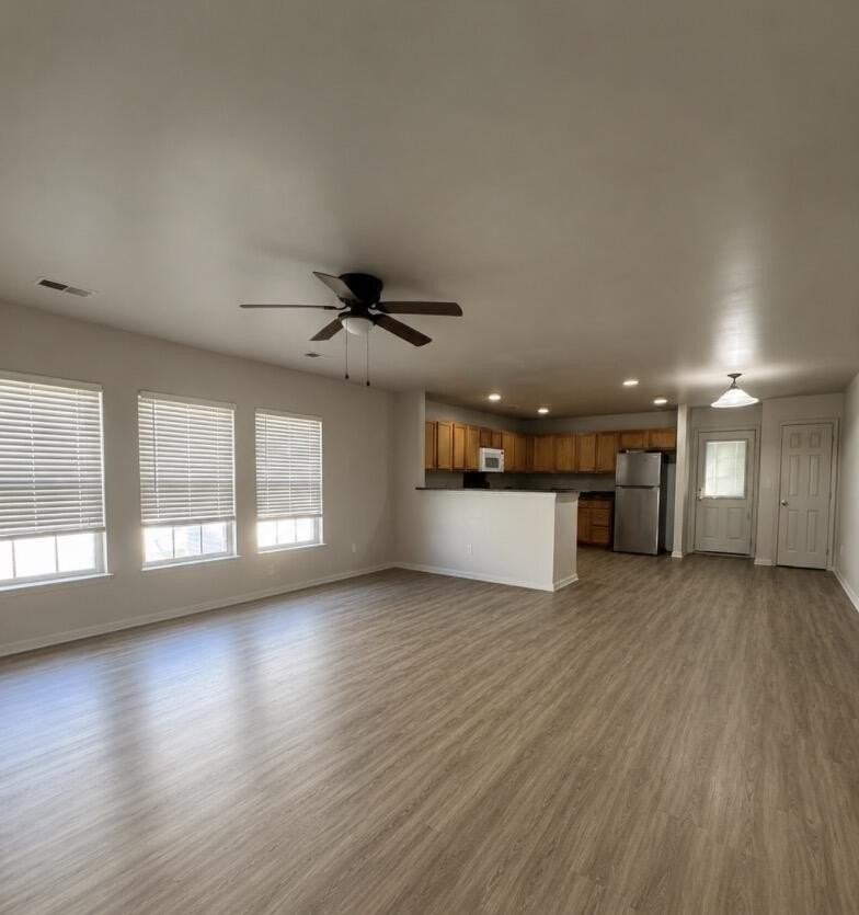 218 Wildberry Ln - Photo 2 of 10