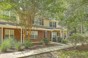 featured image of 8074 Shadow Oak Dr