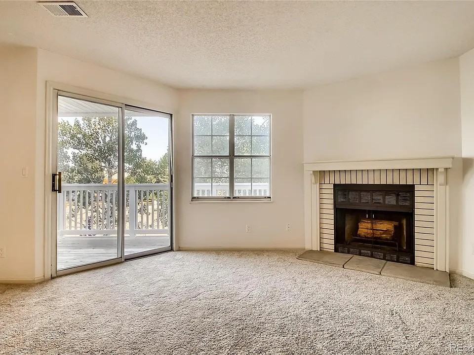 12645 E Pacific Cir #1 - Photo 6 of 31