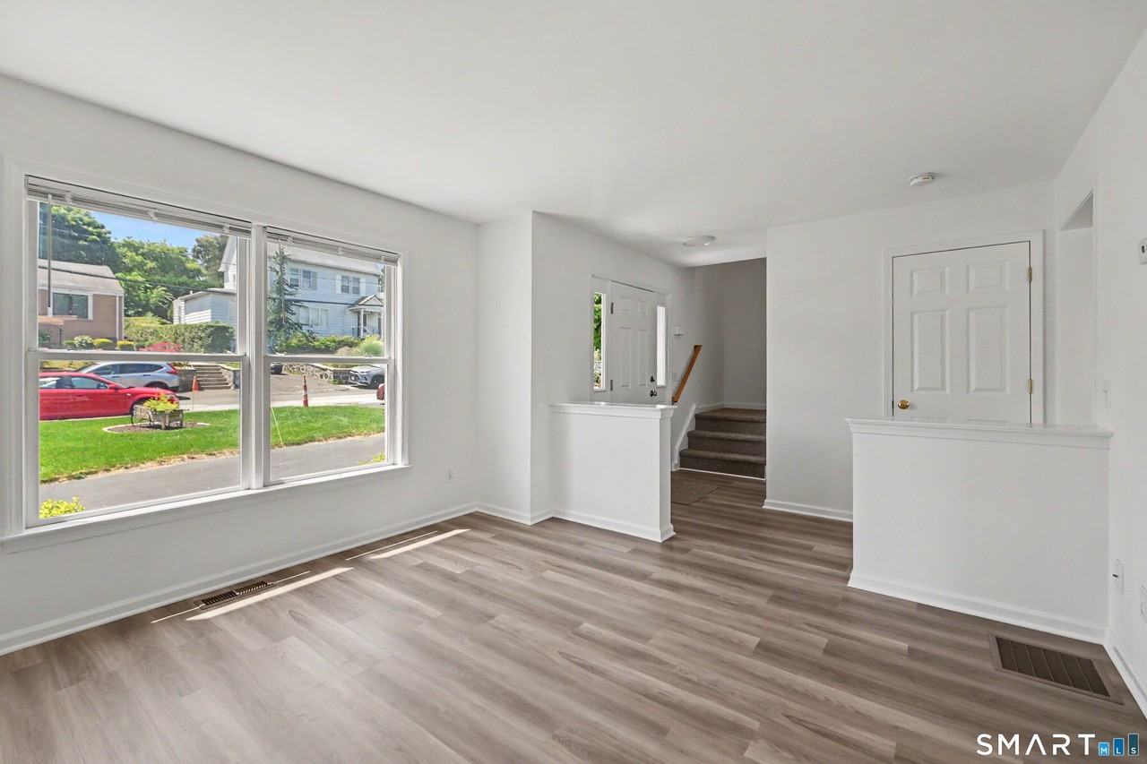 21 Whitmore Ln #1 - Photo 7 of 40