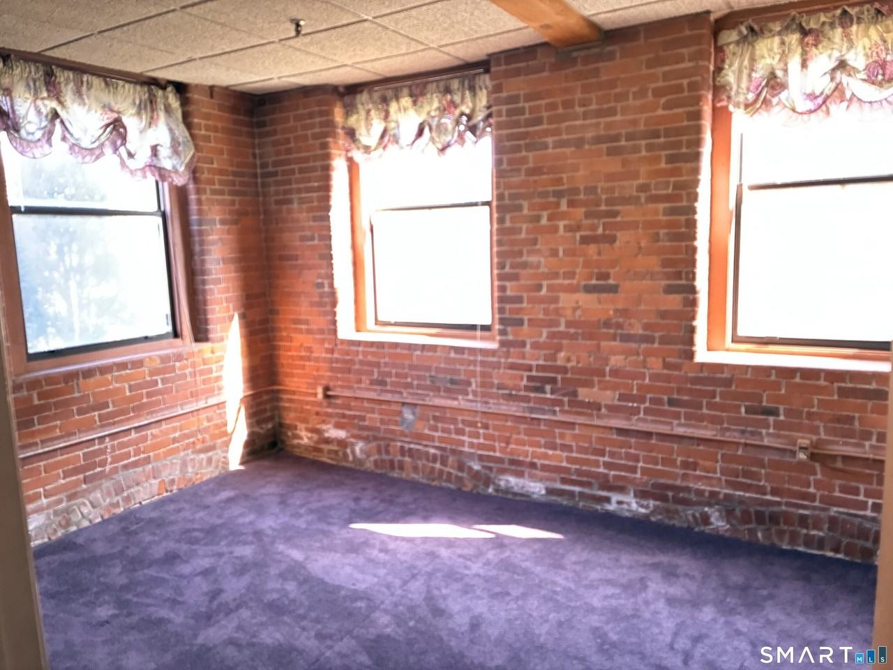 222 Williams St E #112 - Photo 2 of 12