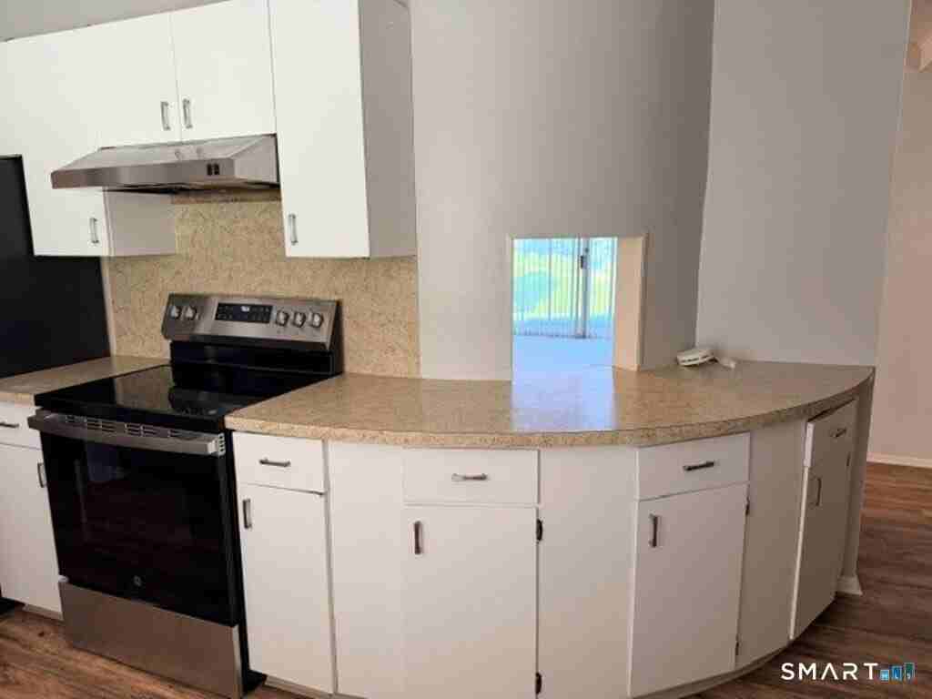 264 Lyman Rd #1-1 - Photo 4 of 22