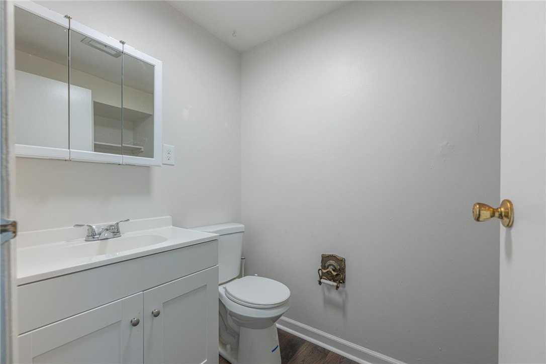 1643 Mars Hill Dr - Photo 4 of 16