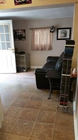 1242 College Street 3 - Photo 5 of 8