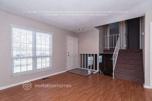 17430 E Gunnison Pl - Photo 2 of 15