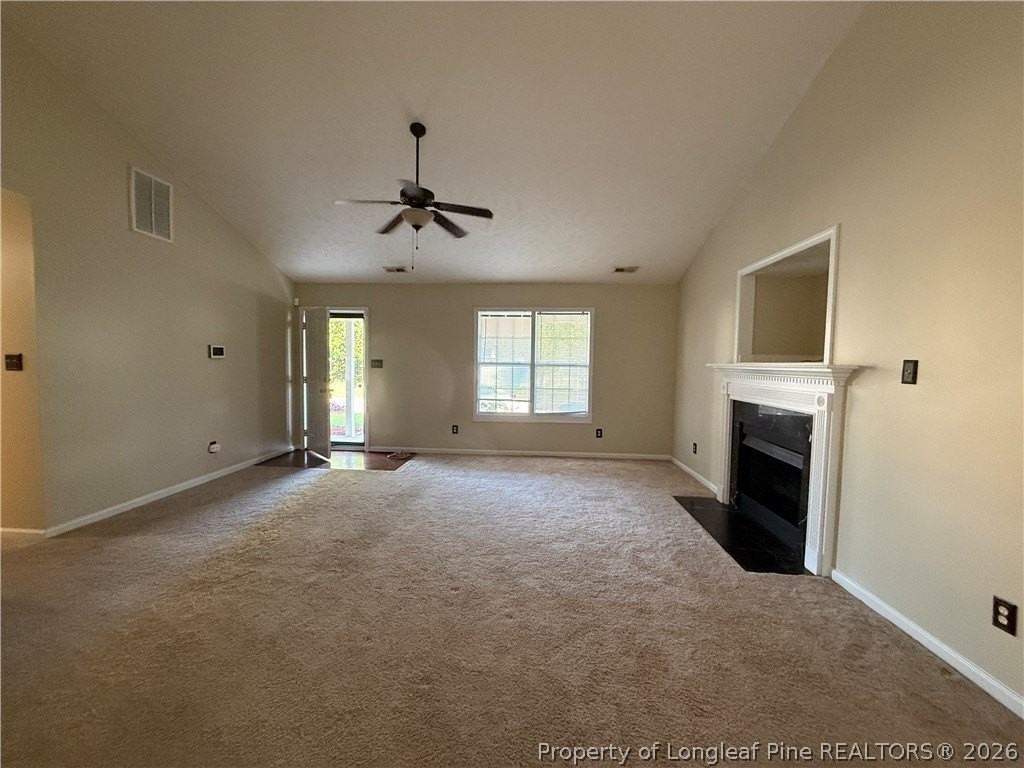 696 Fairfield Cir - Photo 3 of 11