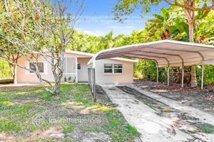 featured image of 939 Lakewood Ave