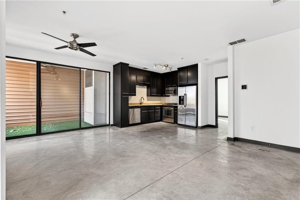 972 Dekalb Ave Ne #202 - Photo 6 of 26