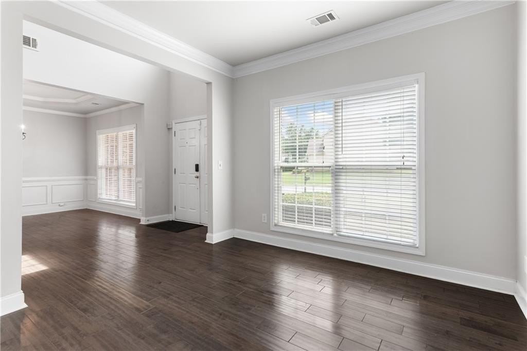 5325 Plymouth Pl - Photo 7 of 50