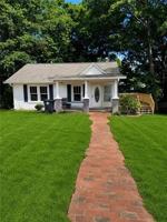 featured image of 920 Cardinal Dr