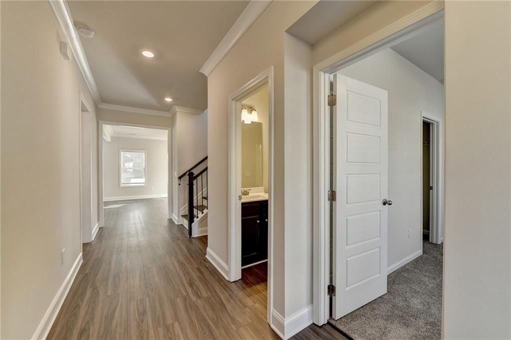 1622 Dover Creek Ln - Photo 5 of 50