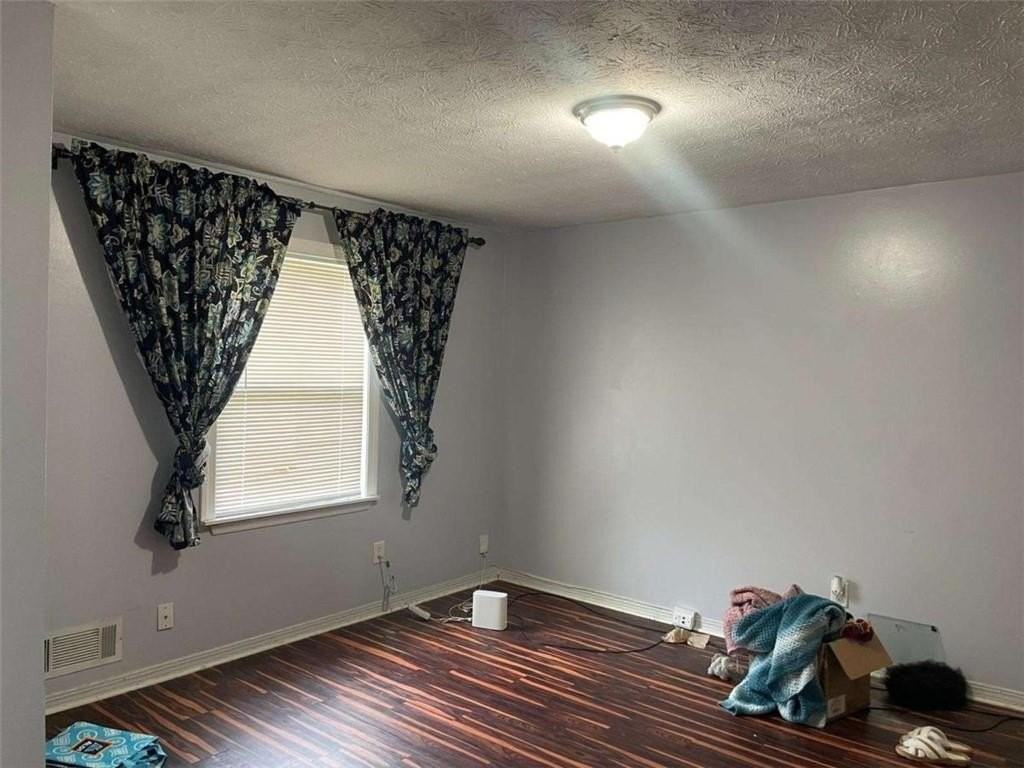 58 Ezzard St - Photo 2 of 13