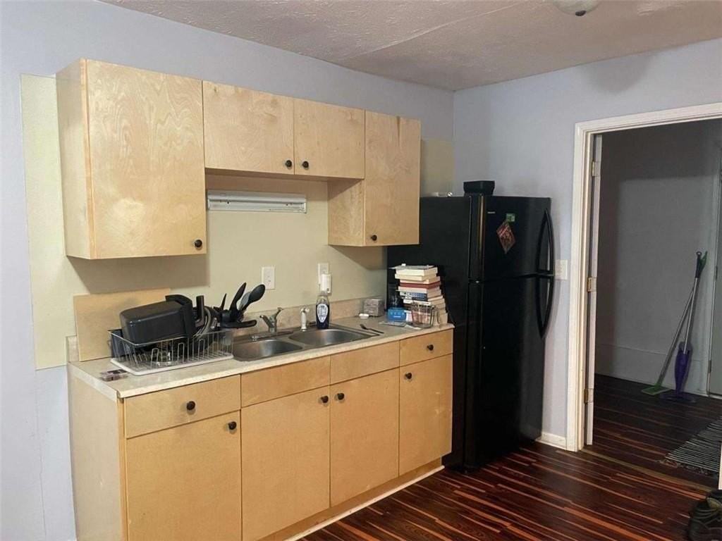 58 Ezzard St - Photo 4 of 13
