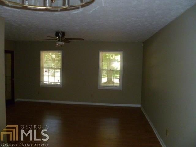 4268 Cedar Valley Ct - Photo 4 of 12
