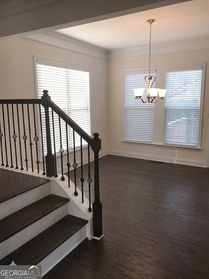 6272 Century Park Pl Se - Photo 5 of 23
