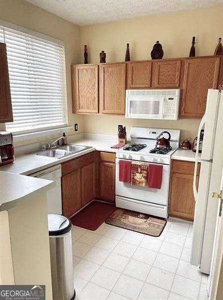 830 Windcroft Cir Nw - Photo 5 of 10