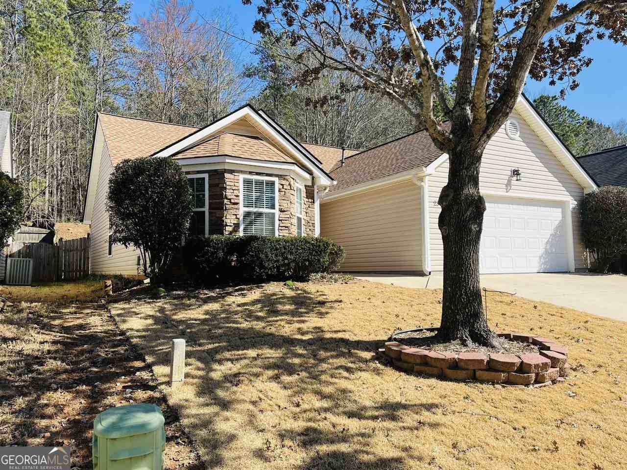 23 Belltree Cir - Photo 2 of 26