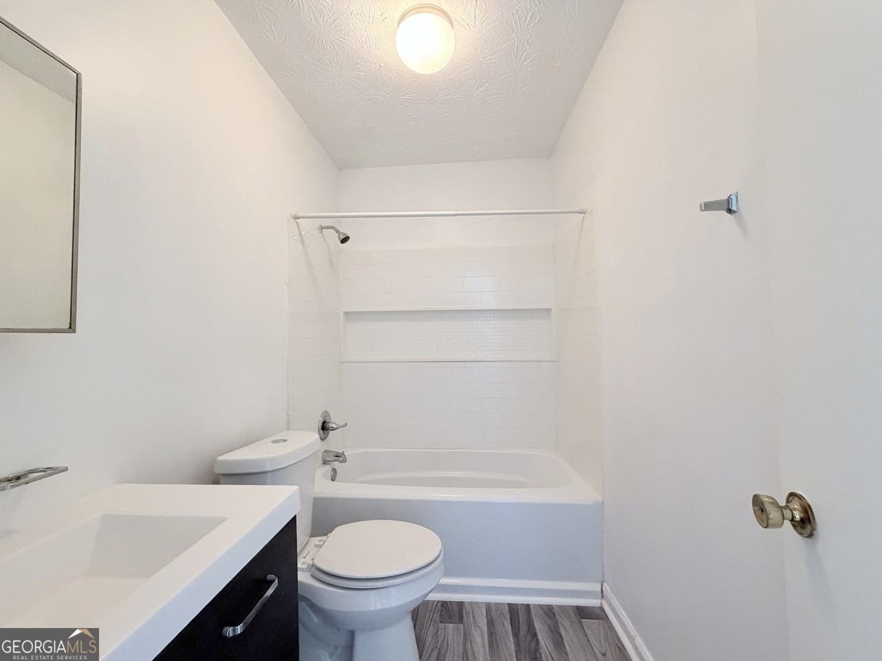 460 Rustwood Dr - Photo 6 of 10
