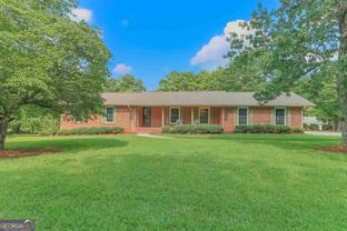 99 Woodvalley Dr - Photo 1 of 1