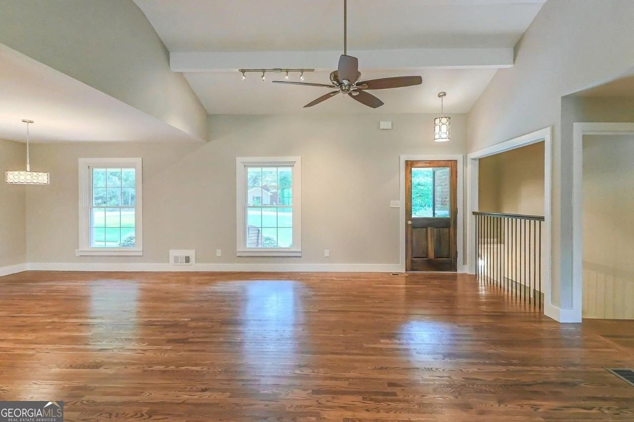 99 Woodvalley Dr - Photo 6 of 36