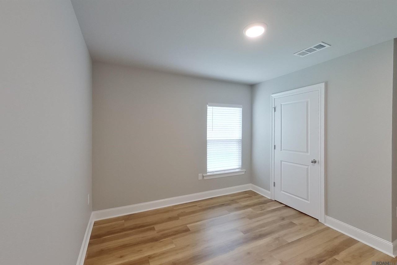 13772 Willowmore Dr - Photo 7 of 19