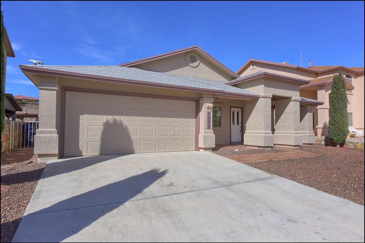 7077 Luz De Sol Dr - Photo 3 of 46