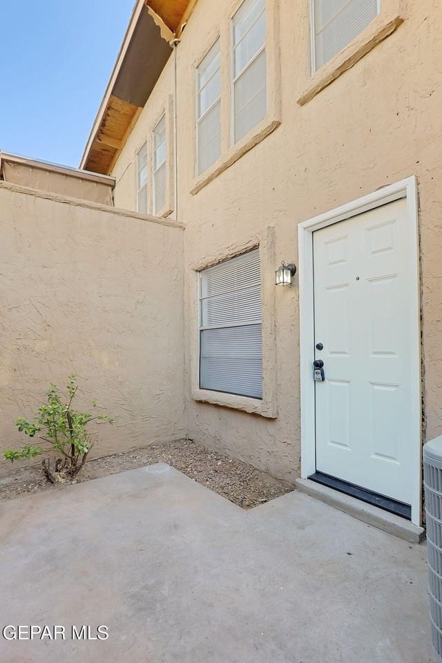 11100 Vista Lago Pl #C - Photo 3 of 25