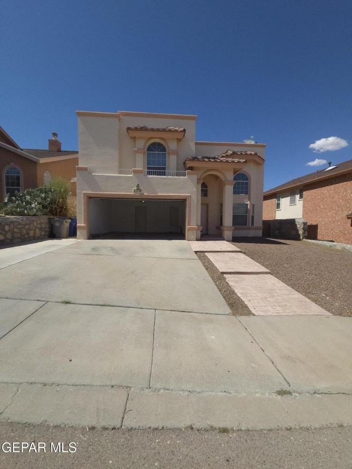 3717 Hubble Dr - Photo 3 of 46