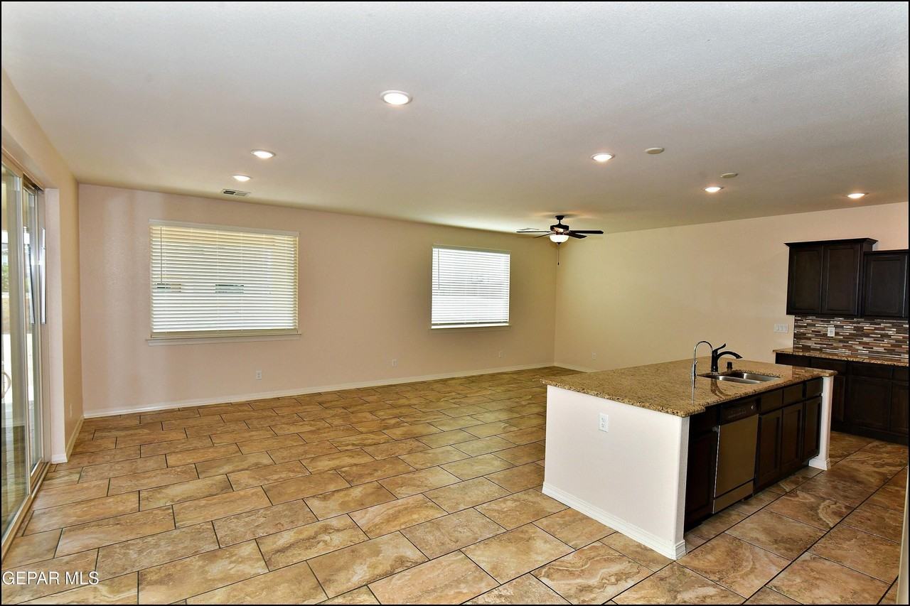 2840 Tierra De Moyo Pl - Photo 7 of 50