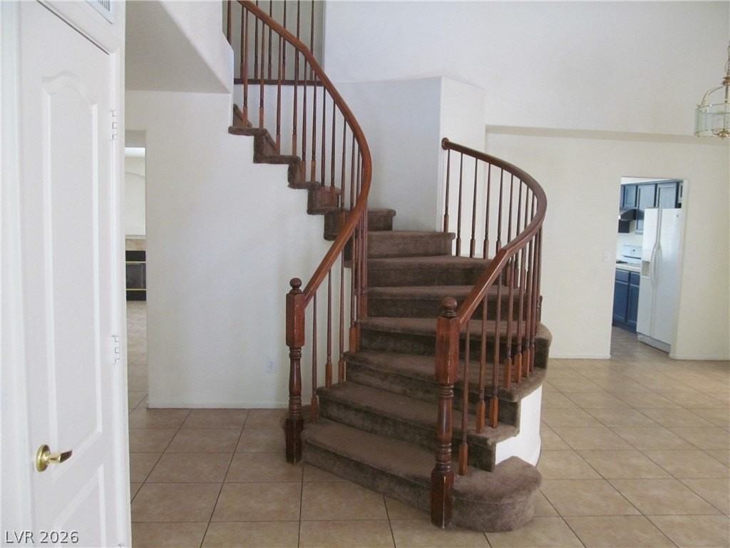 8701 Crescent Ridge Ln - Photo 4 of 28
