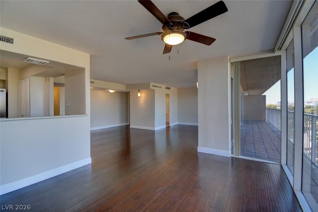 3111 Bel Air Dr #8E - Photo 3 of 50