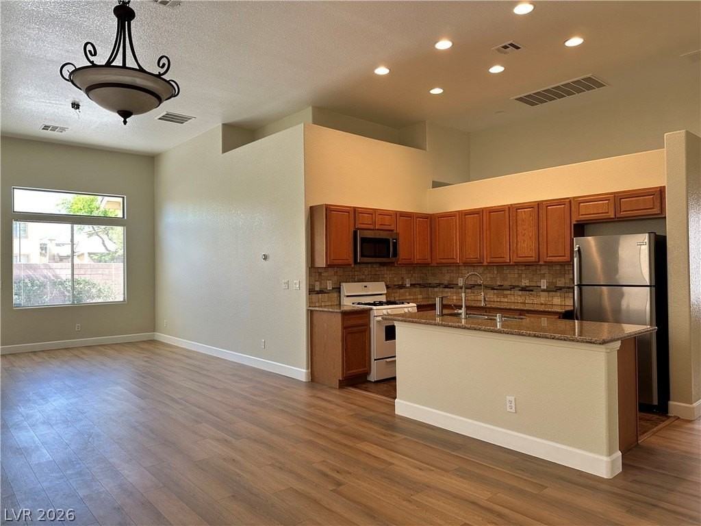 9032 Big Plantation Ave - Photo 2 of 21