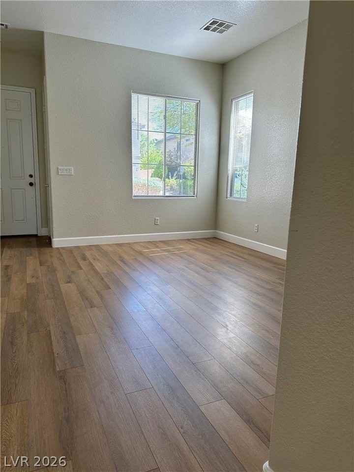 9032 Big Plantation Ave - Photo 4 of 21