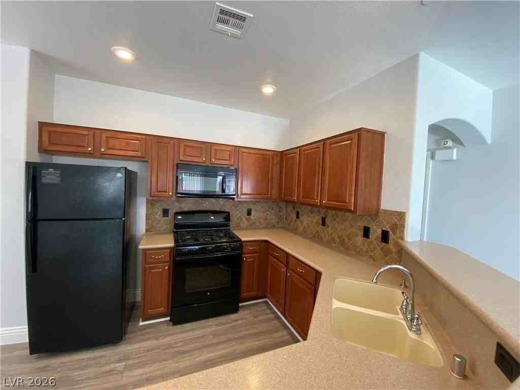 4517 Bell Cord Ave #102 - Photo 4 of 20