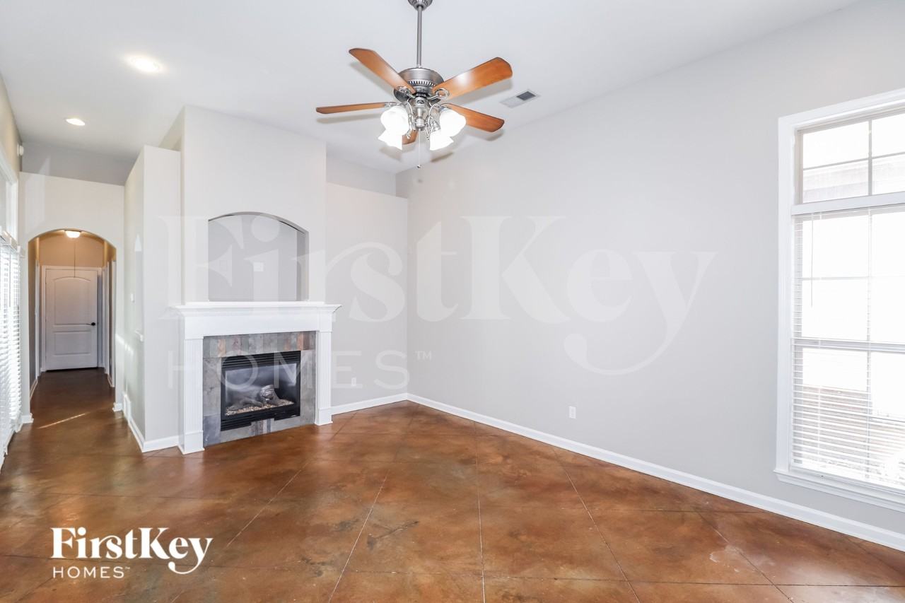 6732 Stone Garden Dr - Photo 4 of 15