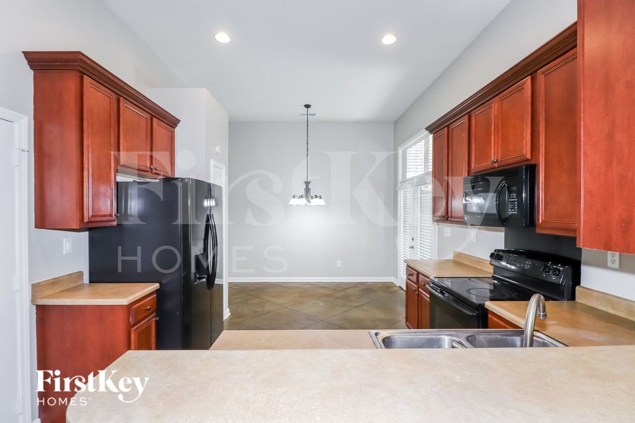6732 Stone Garden Dr - Photo 6 of 15