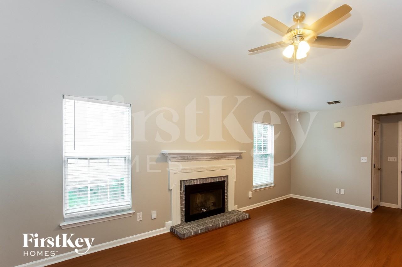 3509 Thornbrook Pl - Photo 3 of 19