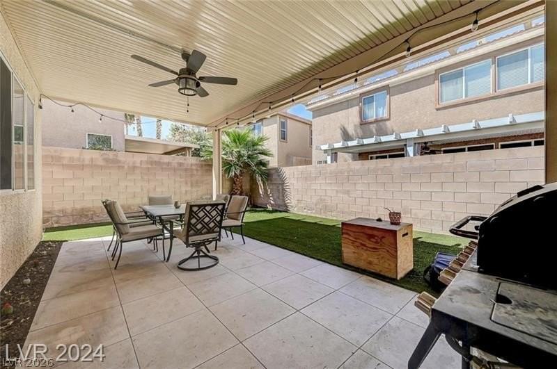 10914 Esta Ponia Ct - Photo 4 of 45