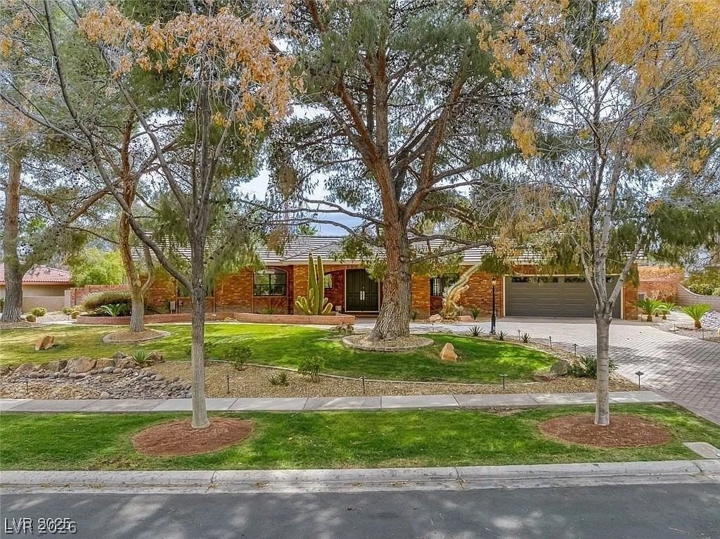 9 Quail Run Rd - Photo 4 of 50
