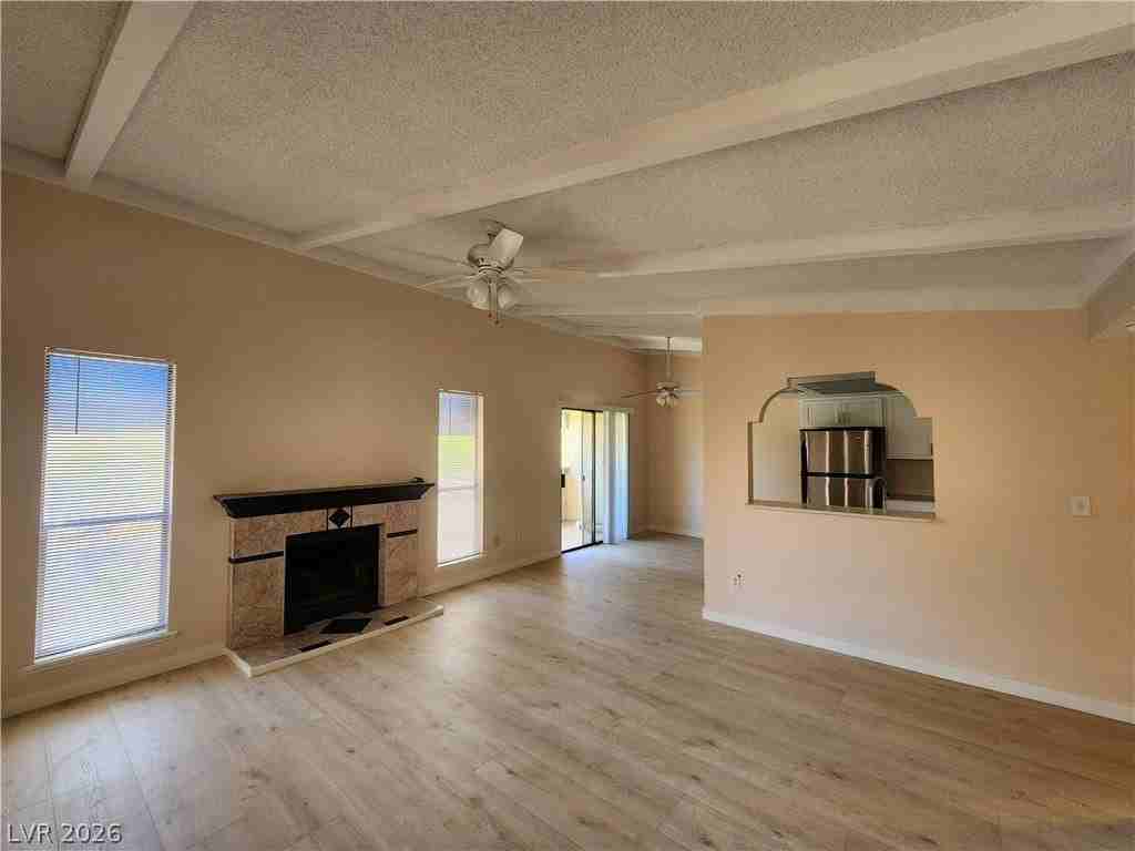 4732 Obannon Dr #D - Photo 3 of 33