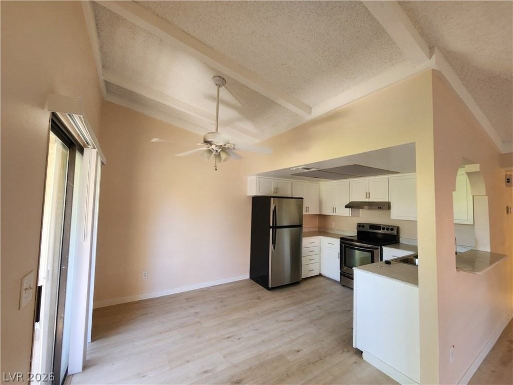 4732 Obannon Dr #D - Photo 5 of 33
